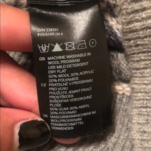 H&M Wool Blend Sweater - Picture 7 of 7